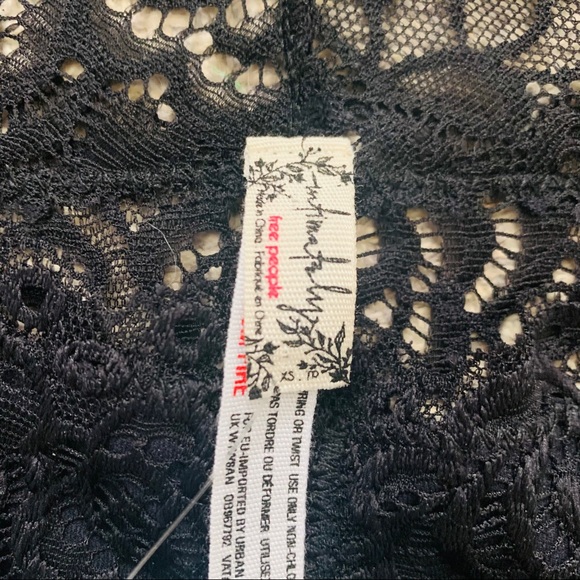 Free People Chase Me Black Lace Brami NWT Size XS - Picture 5 of 7
